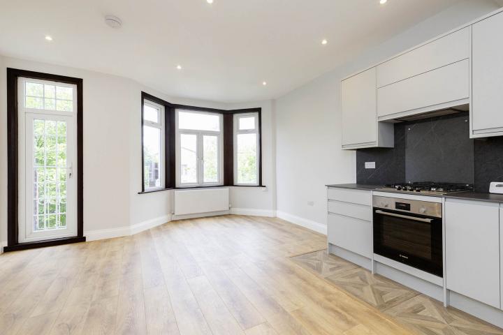 Modern Apartment Church Road, Harlesden